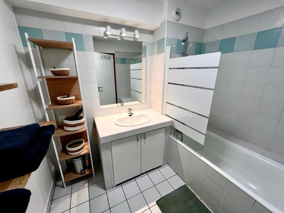 La Sinne Appartement 2 Pieces Avec Garage Mulhouse Exterior photo